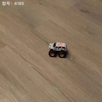 金钻面强化地板 仿木纹复合地板 家用工程锁扣强化木地板厂家批发图3