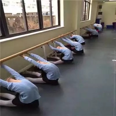舞蹈教室地胶 纯色光面舞蹈地胶 舞蹈房地板PVC高弹舞蹈地胶 瑜伽室PVC地胶图5