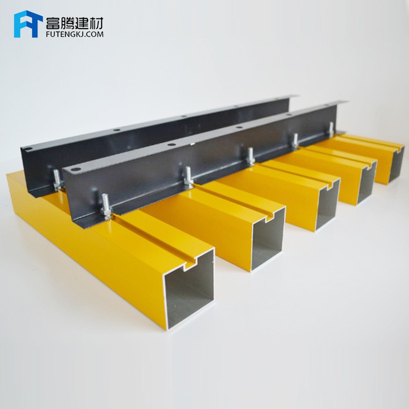 定制铝格栅U型铝方通 木纹铝型材天花凹槽铝方通集成吊顶装饰材料图2