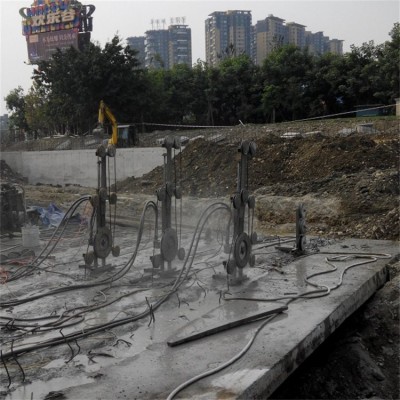 拆除切割混凝土 桥梁桥墩 钢筋混泥土防撞墙切割图5