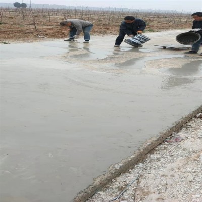 新疆混凝土道路薄层快速修补料水泥路面修补料地面高强快速修补料图3